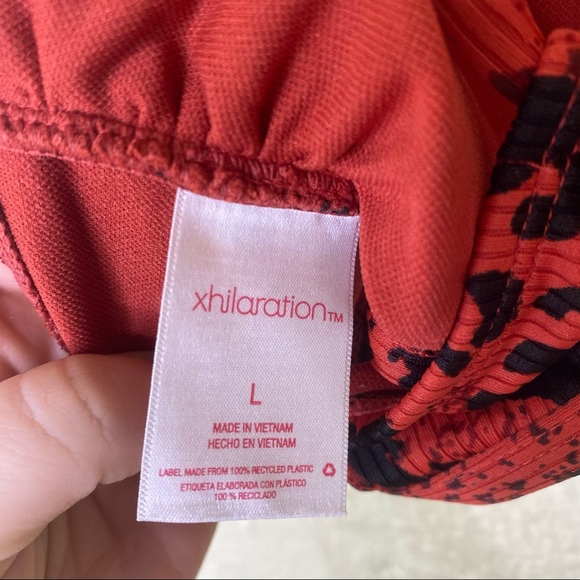 Leopard Print Bikini (Top and Bottom) - Picture 4 of 7